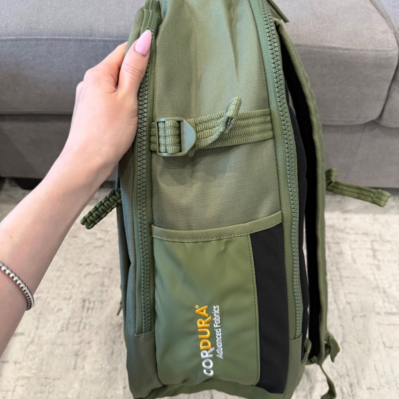 New backpack Jordan - Picture 2 of 8